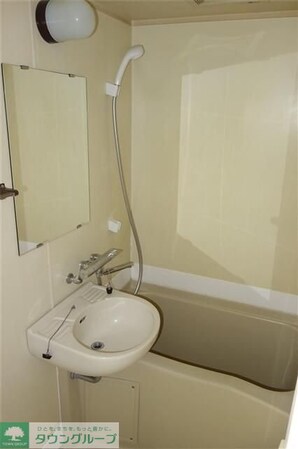 マリンコート浜須賀の物件内観写真